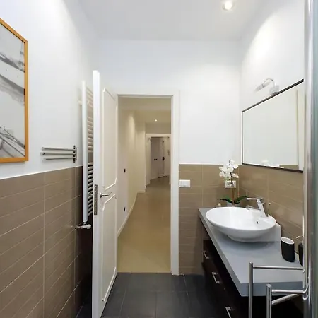 Apartamento Elegant Near Pantheon & Via Del Corso *
